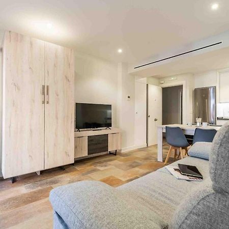Apartamentos Dr28 A 250 M De La Playa Fuengirola Luaran gambar