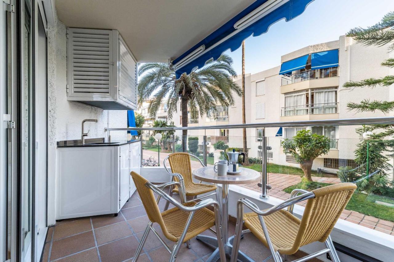 Apartamentos Dr28 A 250 M De La Playa Fuengirola Luaran gambar