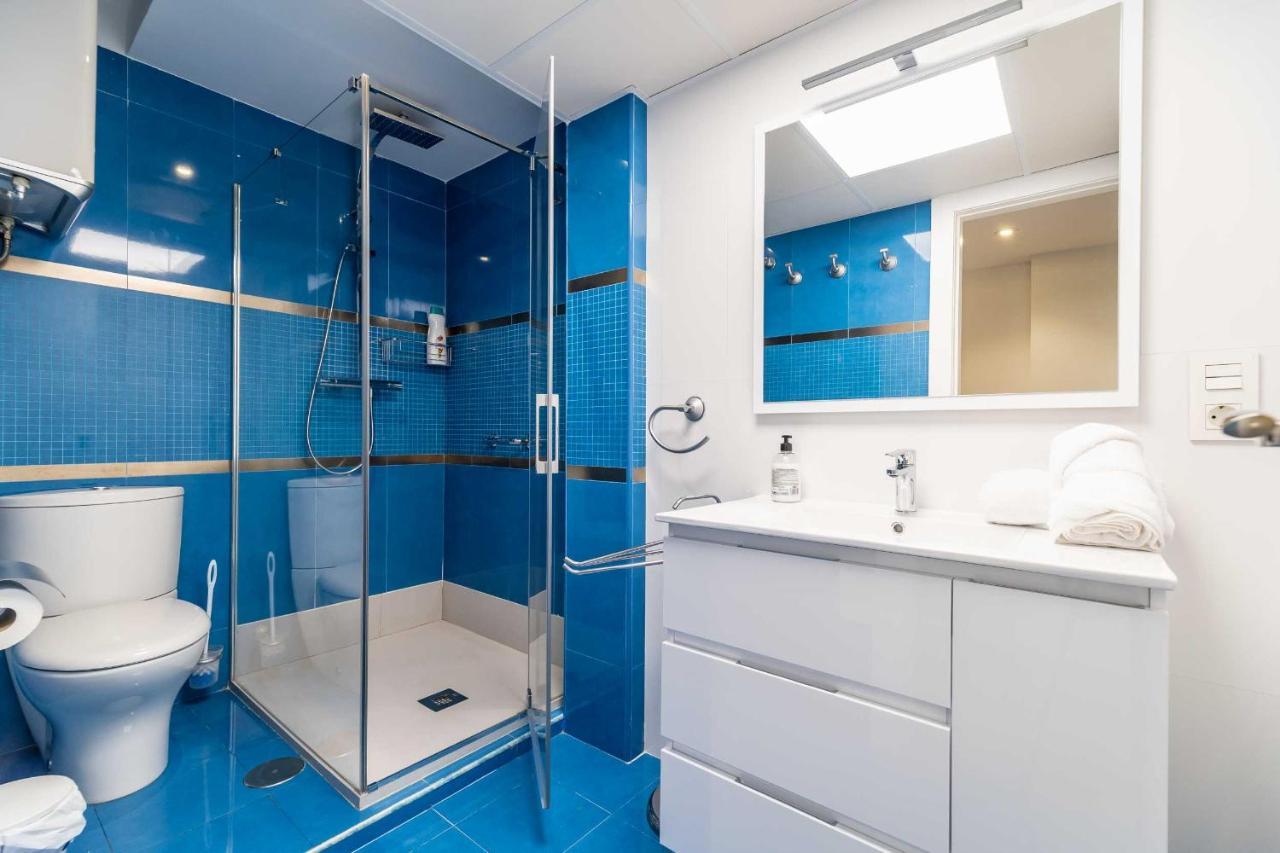 Apartamentos Dr28 A 250 M De La Playa Fuengirola Luaran gambar