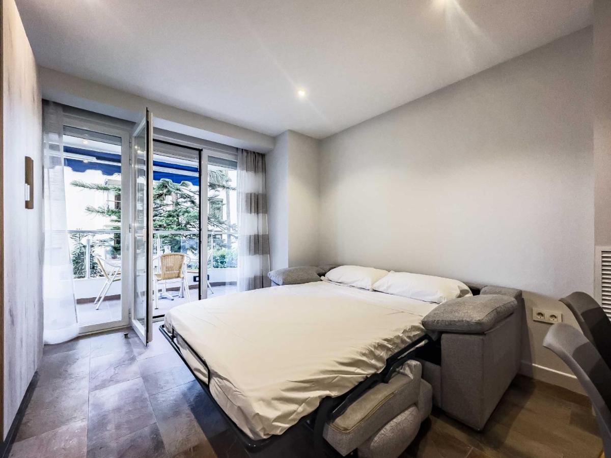 Apartamentos Dr28 A 250 M De La Playa Fuengirola Luaran gambar