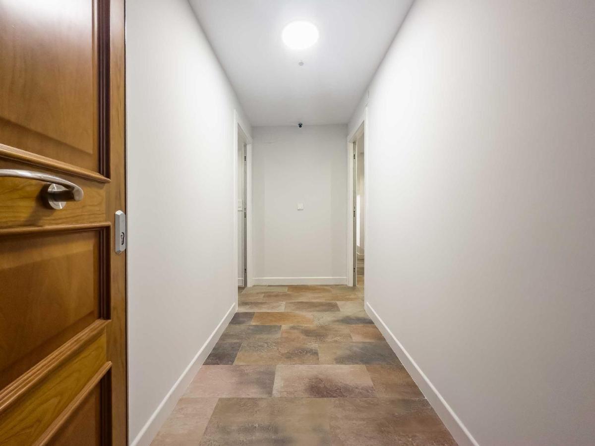 Apartamentos Dr28 A 250 M De La Playa Fuengirola Luaran gambar